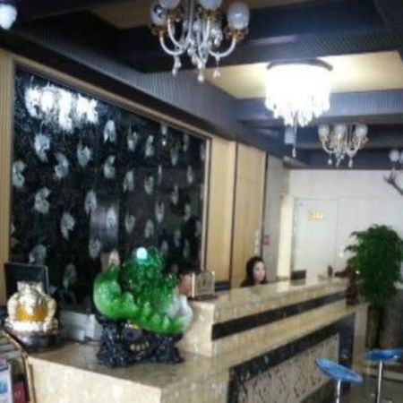Xinhang Hotel Urumqi Eksteriør bilde