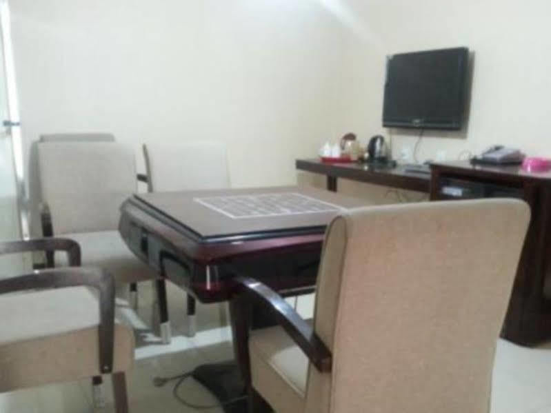 Xinhang Hotel Urumqi Eksteriør bilde